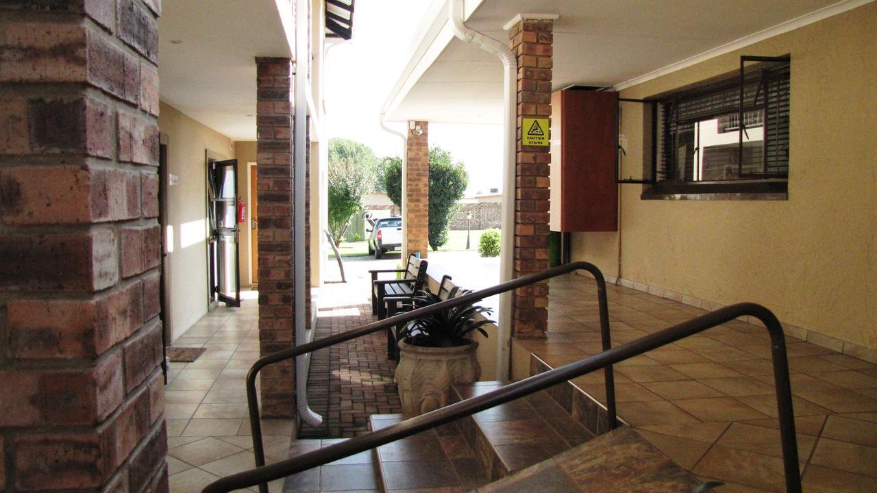 Bel Air Guest House Пит Ретиф Екстериор снимка